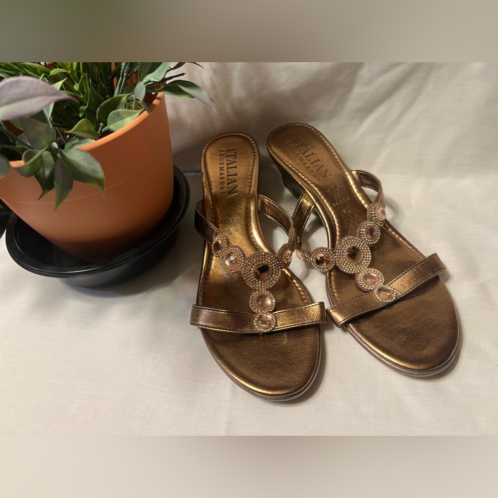 ITALIAN SANDALS - Picture 3 of 10